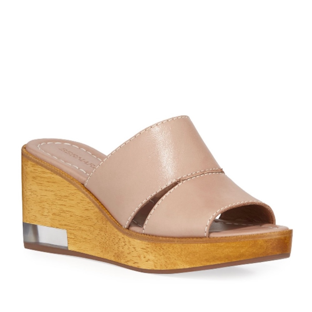 Bernardo Kara Calf Leather Wedge Platform Sandal. Size 8